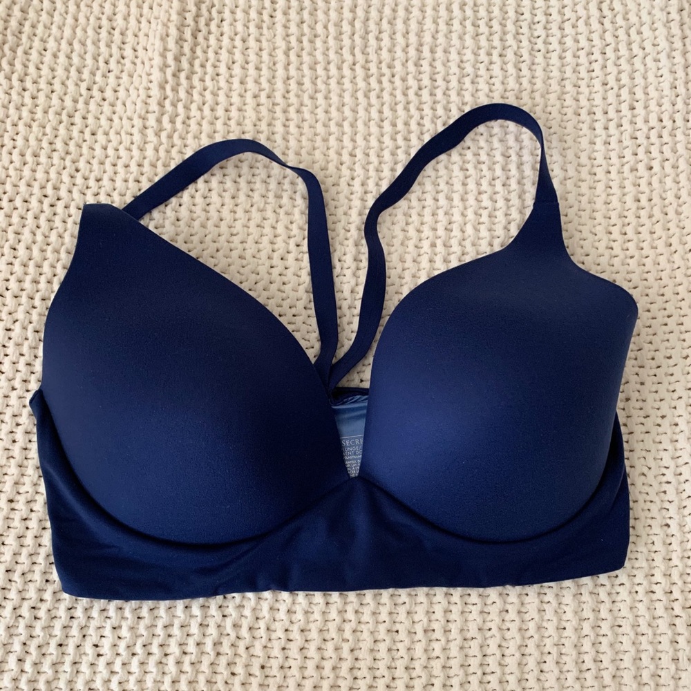Victoria’s Secret Bra - Lightly Lined Plunge